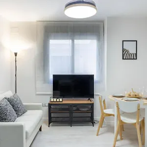 https://apartment-dos-aceras-malaga.hotelsinnerja.org